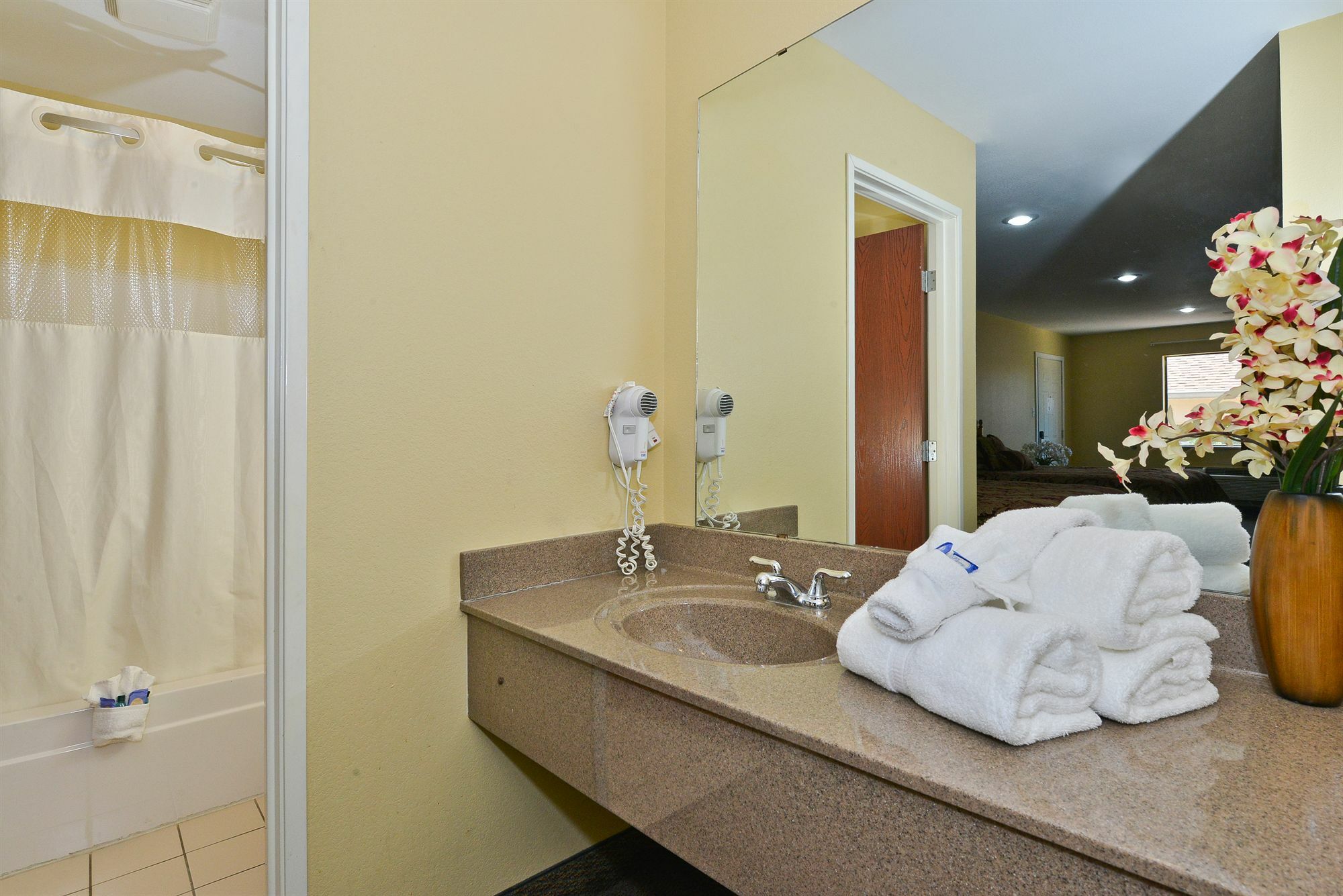 Days Inn By Wyndham Abbeville Exterior foto
